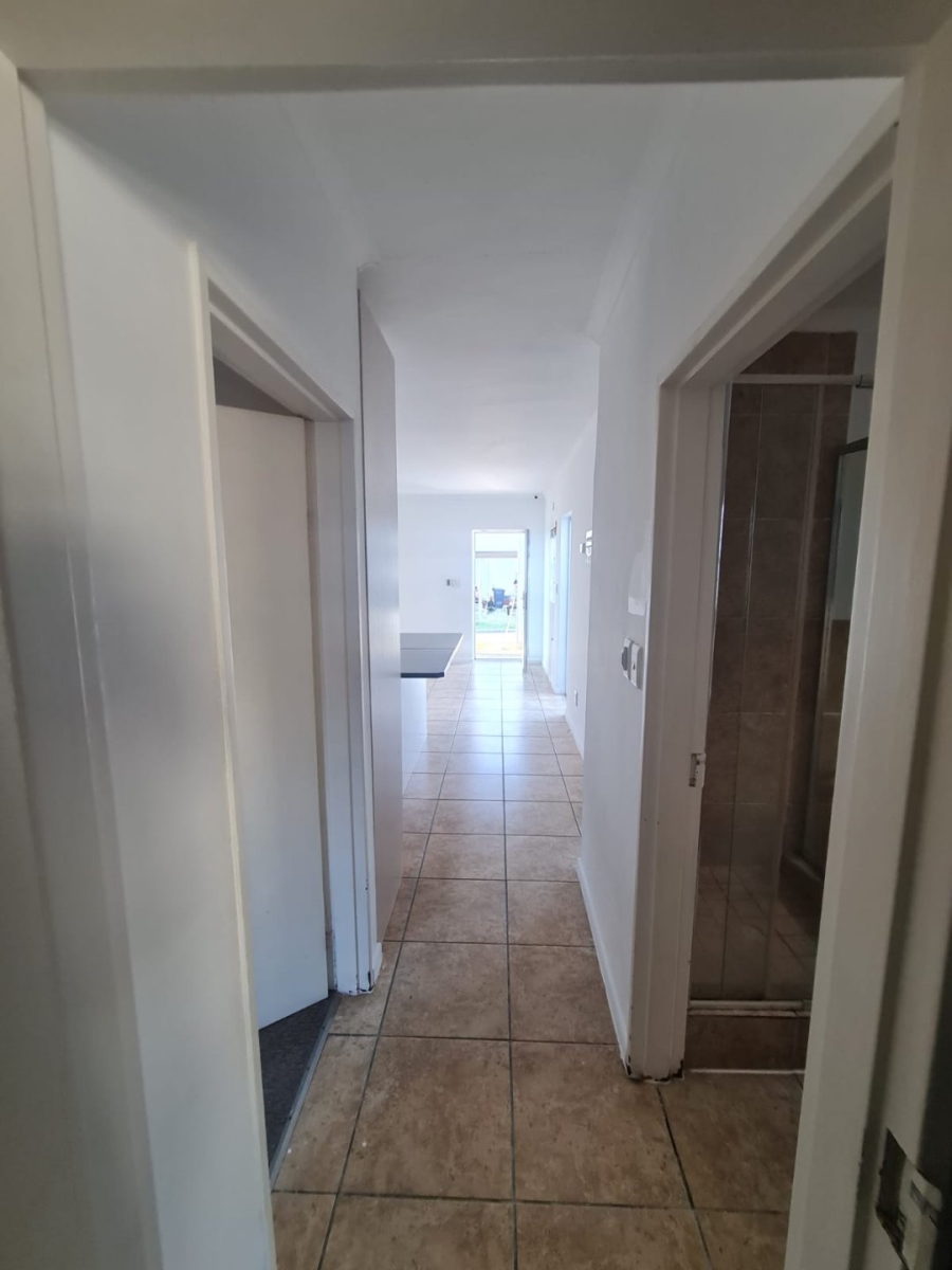 3 Bedroom Property for Sale in Silversands Western Cape